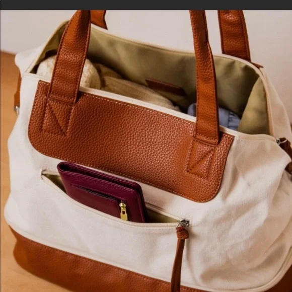 NWT Graf Lantz Carry On Travel Weekender Bag